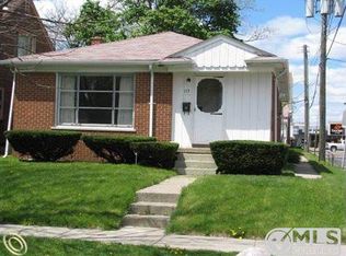 153 Osceola Dr, Pontiac, MI 48341