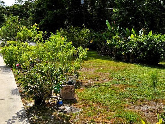 3rd image of 142 SAN CRISTOBAL Avenue