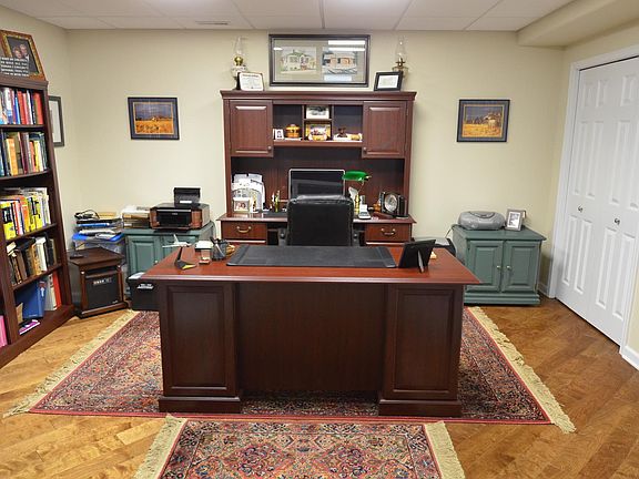 Den/office  (1 of 2)
