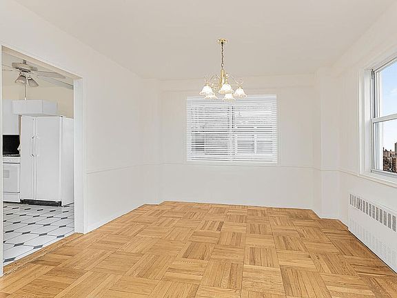 4th image of 3530 Henry Hudson Pkwy APT 8D