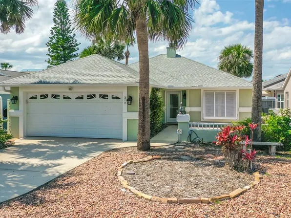 312 N 6th St, Flagler Beach, FL 32136