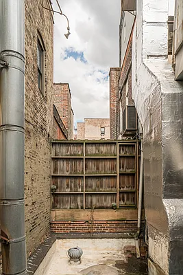 Rented by Compass | media 10