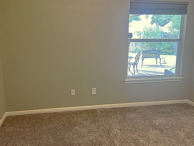 18718 Walden Forest Dr — Photo 25