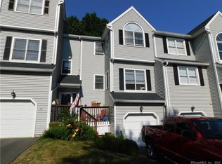 110 Morningside Ct #110, Shelton, CT 06484