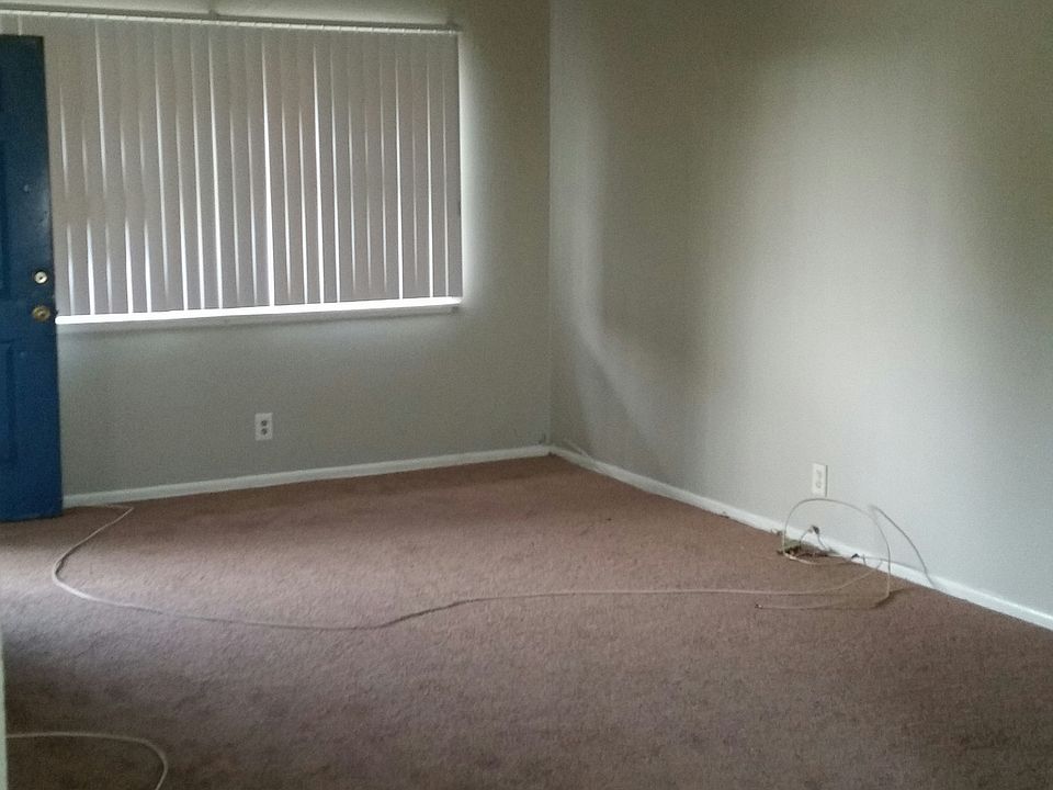 1st image of 11244 Van Buren Ave APT 4