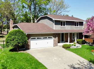 7879 Juneau Ln N, Maple Grove, MN 55311