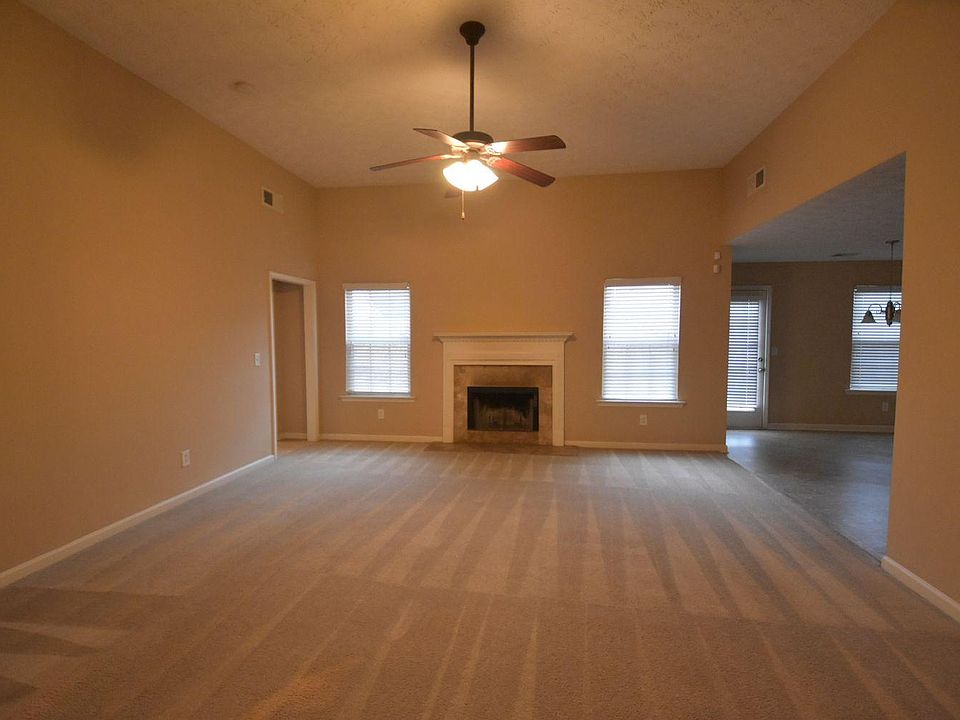 1st image of 546 McGiboney Ln