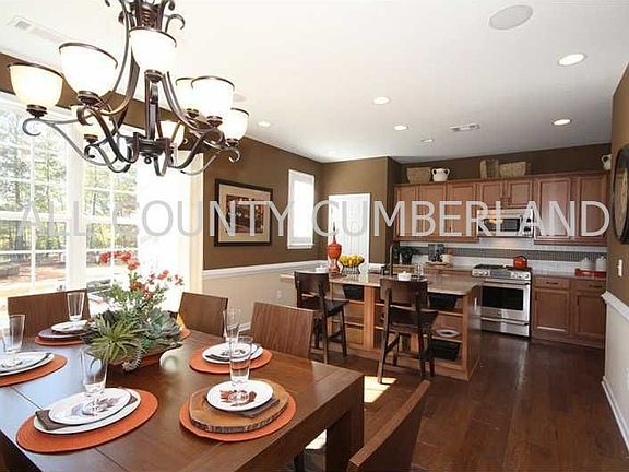 3rd image of 4302 Laurel Creek Ct SE