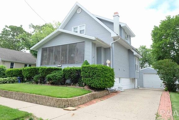 2nd image of 1102 E Hines Ave