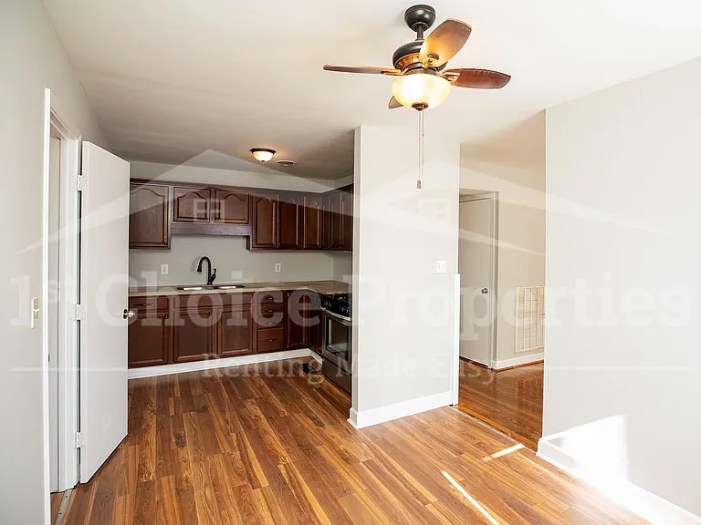 2336 2nd Pl NE — Photo 8