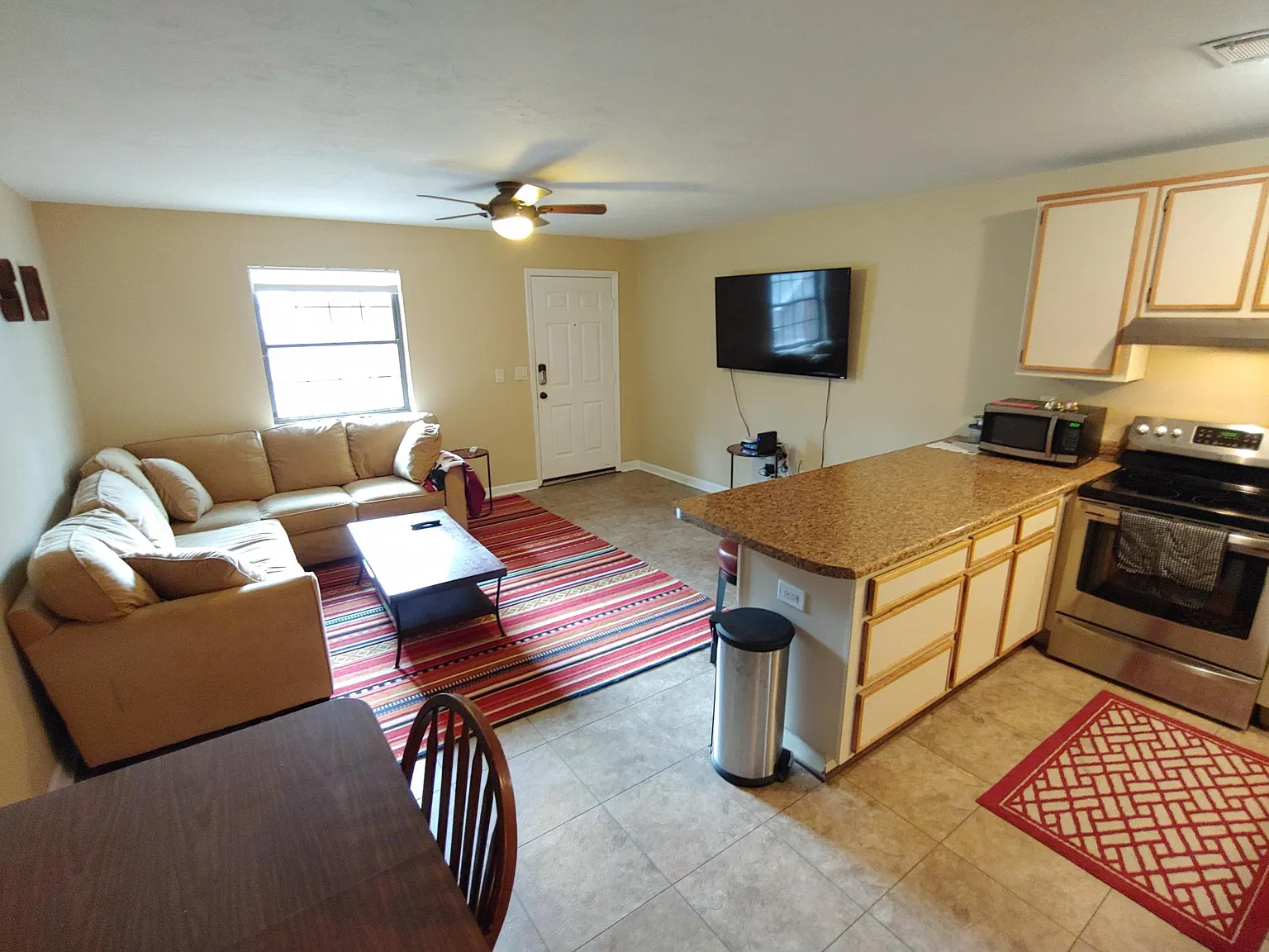 307 Hayden Rd — Photo 2