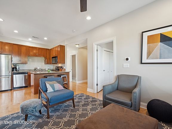 5th image of 5130 N Winchester Ave APT 3