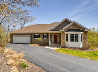 738 Hunters Cir, Hudson, WI 54016