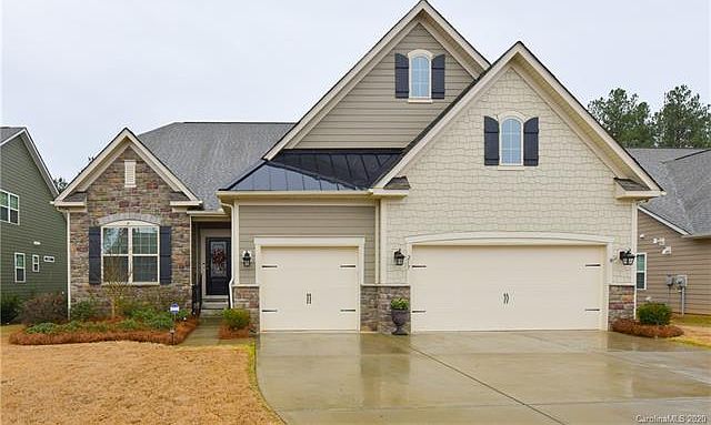 1st image of 217 Sweet Briar Dr