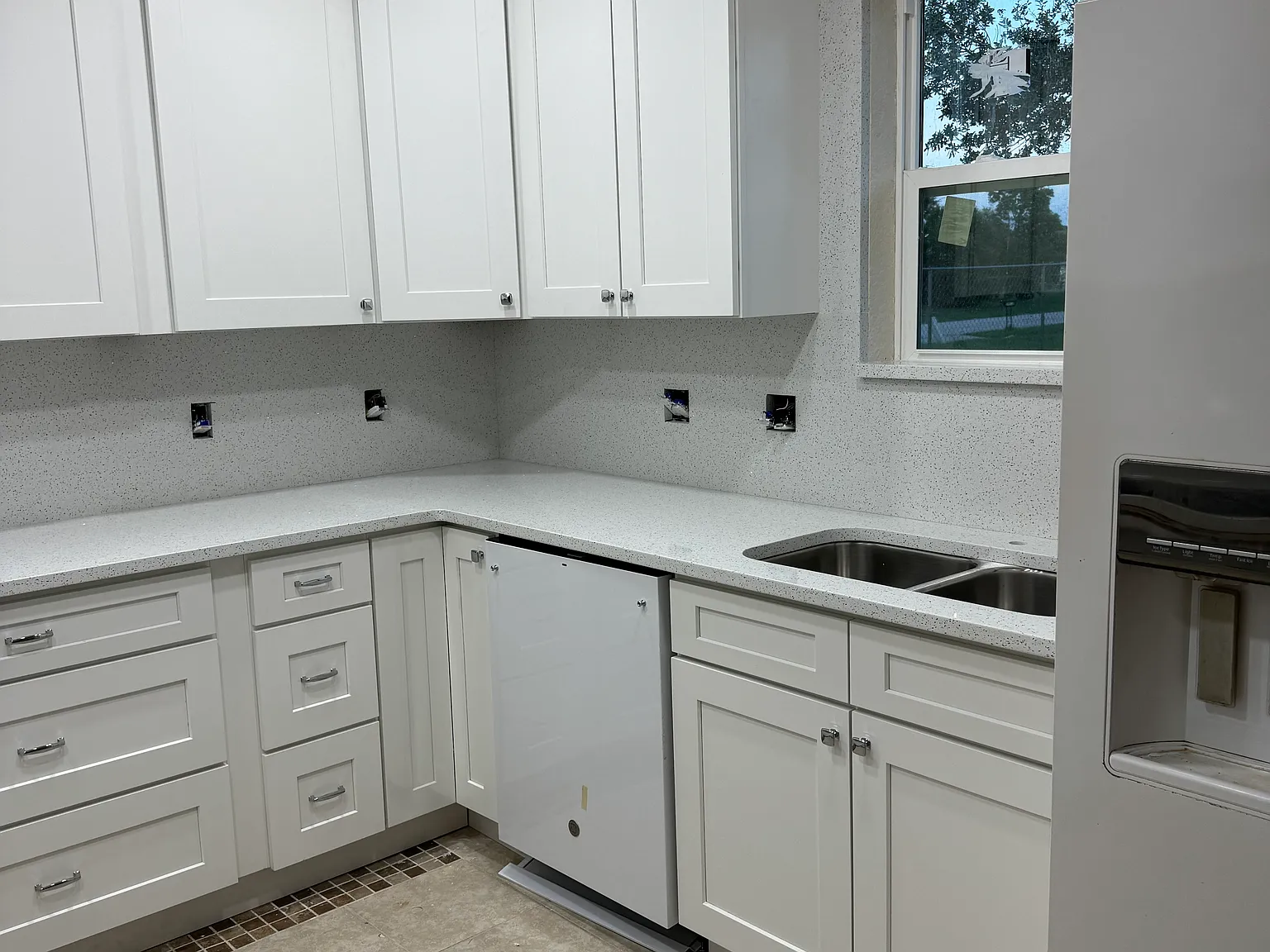 4 bed, 1600 sqft, $2,350 — Photo 4