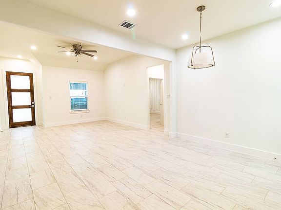 2nd image of 536 Highview Ct