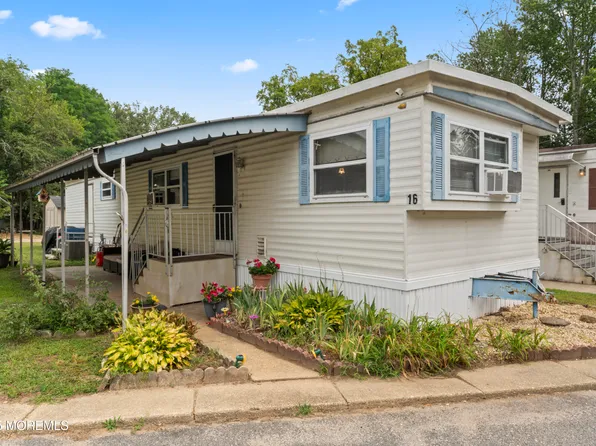 16 Aster Lane, Howell, NJ 07731