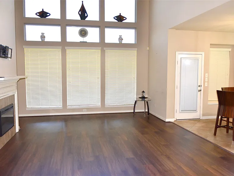 5106 Autumn Rose Ln — Photo 9