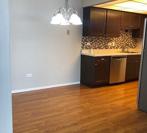 5th image of 9940 153rd St #2A