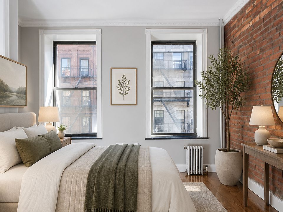 1st image of 5 W 103rd St APT 4
