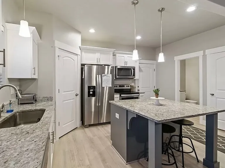 8620 N Cottonwood Aly — Photo 2