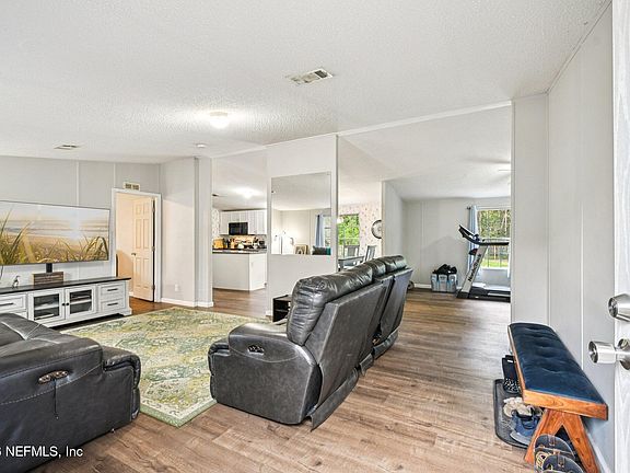 3rd image of 11710 FAYE Road