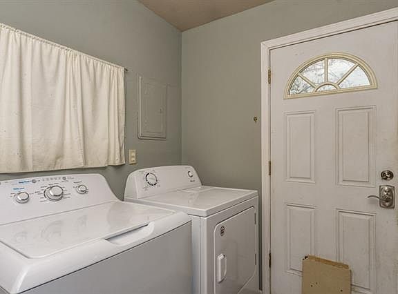 3rd image of 3772 N 9th St