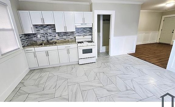 2nd image of 1516 Pembroke St #2R