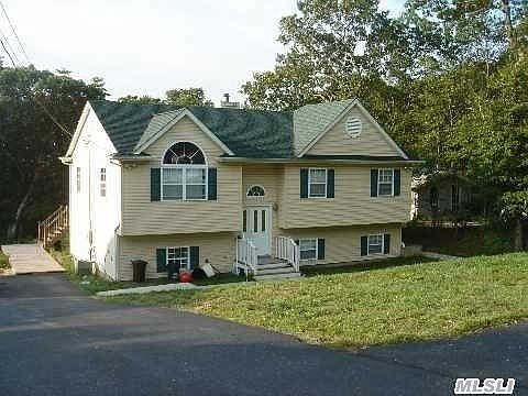 1st image of 42 Mastic Blvd W