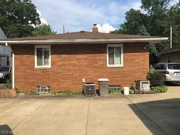 3rd image of 1086 Hammel St