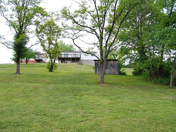 2nd image of 20050 State Route 676