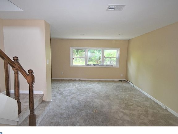 4th image of 3 Clayton Ave