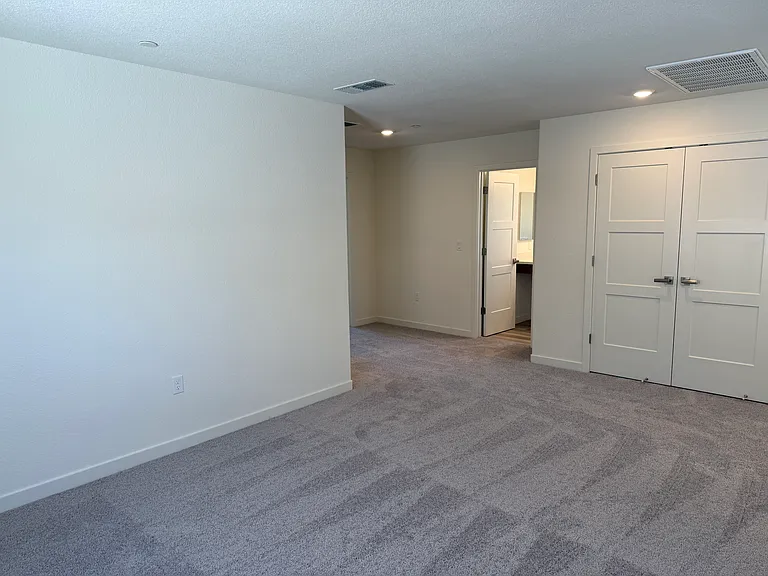 4533 Field View Dr — Photo 25