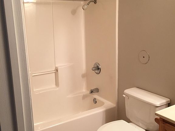 4th image of 1921 W 18th St APT C6