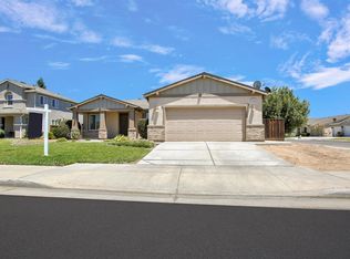 2112 N Barcus Ave, Fresno, CA