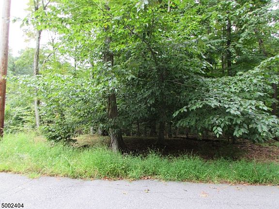 5th image of 7 Glen Ter