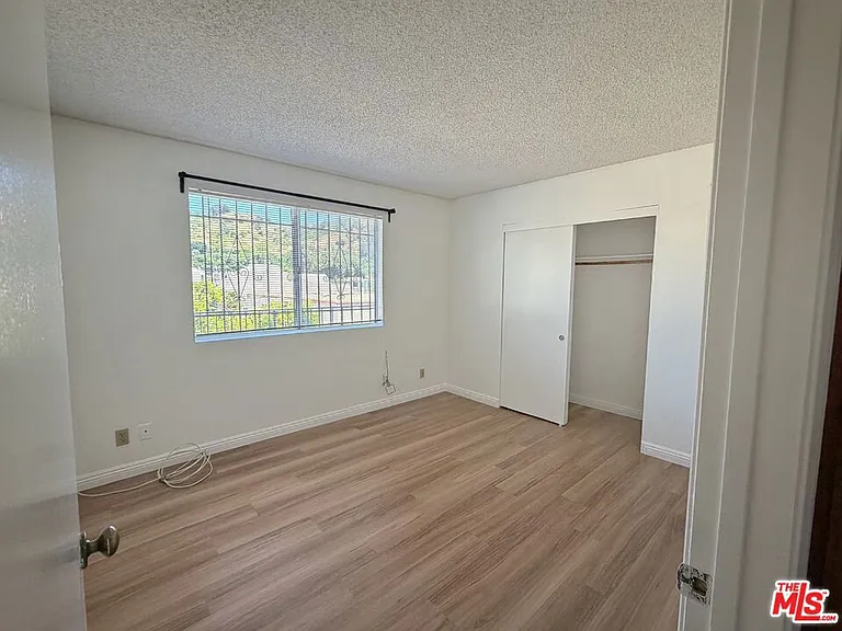 207 E Avenue 39 — Photo 2