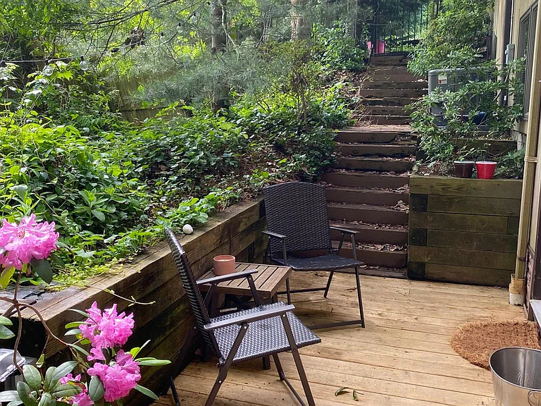 145 Oakwood Rd #1 — Photo 9