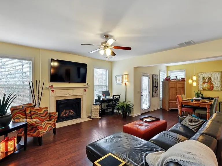 6035 Falls Landing Dr — Photo 10