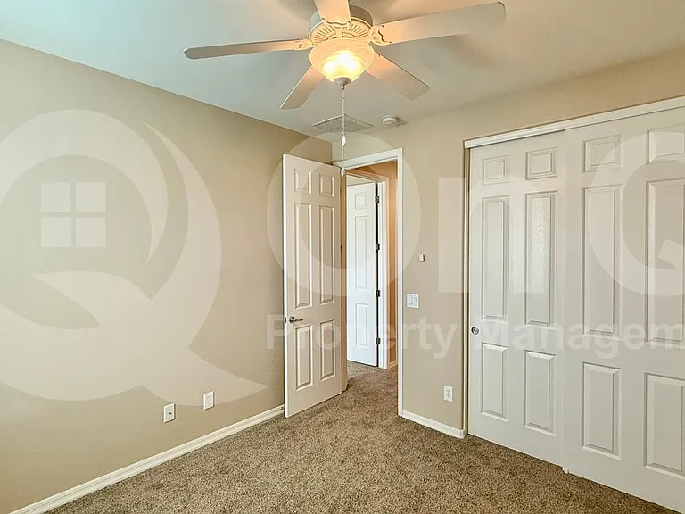 894 S Agnes Ln — Photo 12