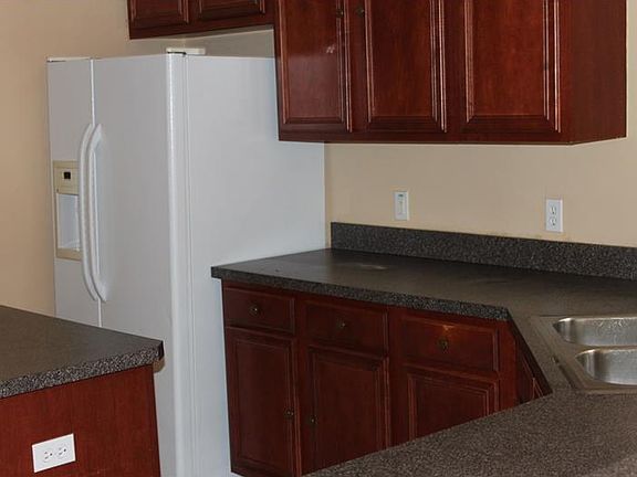 4th image of 2901 Summer Isles Ct