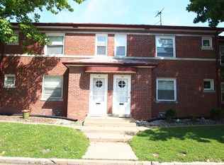 15 Lincoln Cir, Belleville, IL