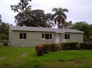 240 NW 147th St, Miami, FL 33168