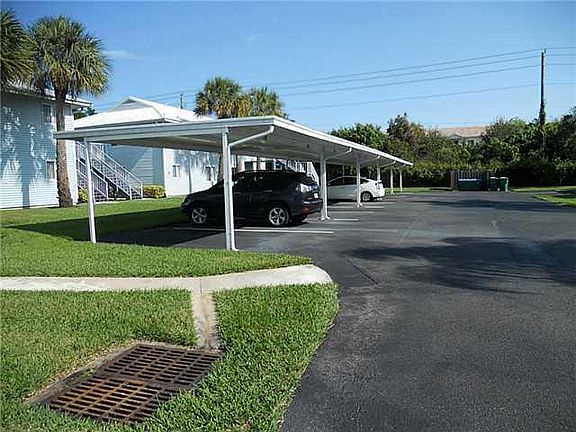 5th image of 180 SE Village Dr