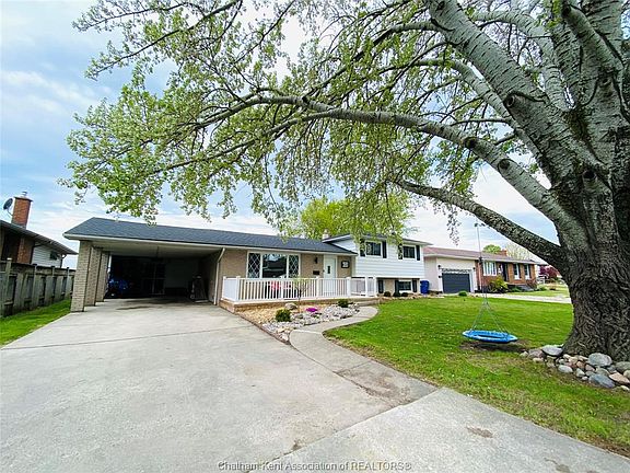 3rd image of 622 Sandra Cres