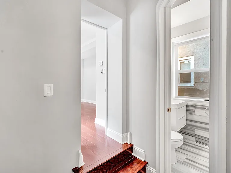 602 S 2nd St #1 — Photo 12