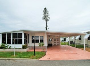 581 Hogan Dr, North Fort Myers, FL 33903