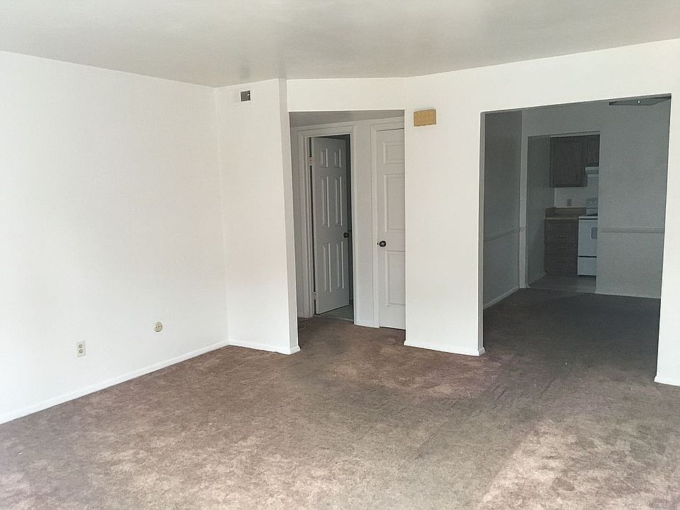1st image of 8554 Executive Dr APT 106