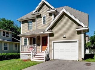 133 Puritan Ave, Worcester, MA 01604