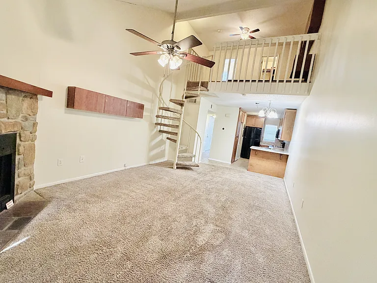 405 Harbison Blvd #1 — Photo 1